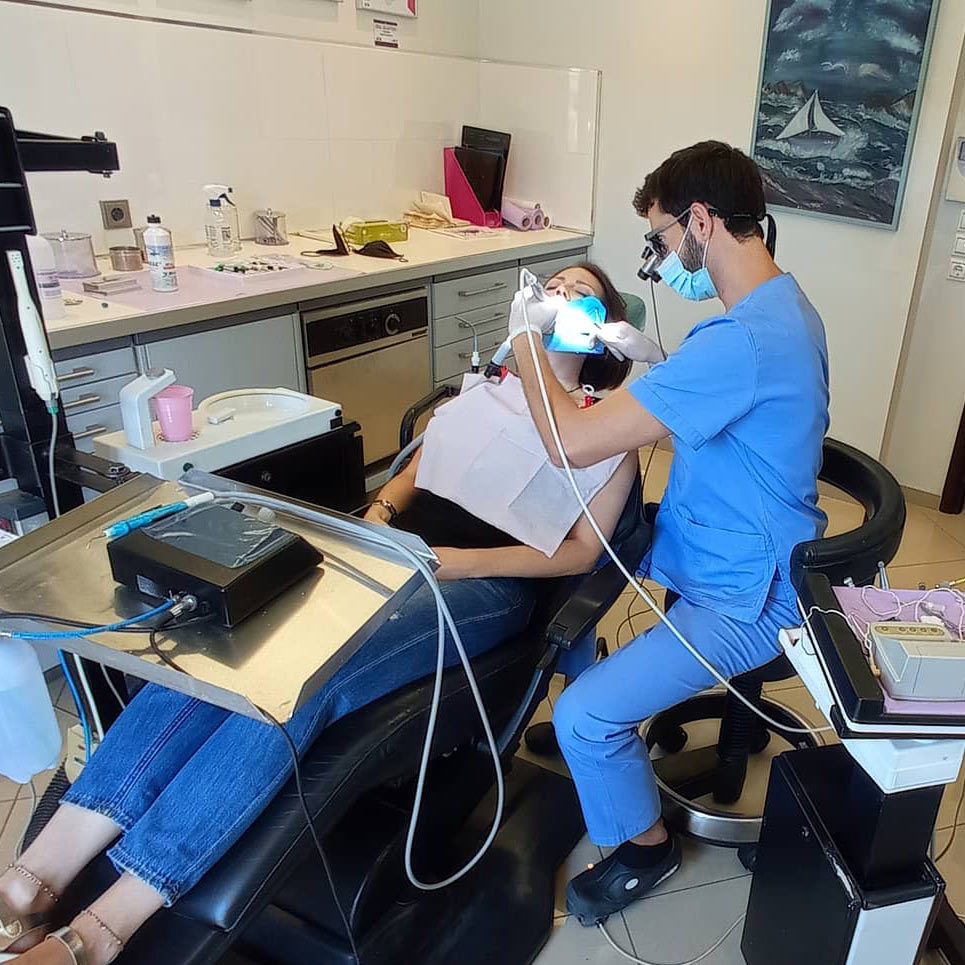 cover Ενδοδοντική Θεραπεία